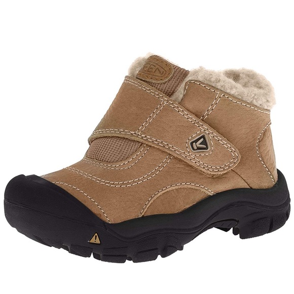 keen boys winter boots